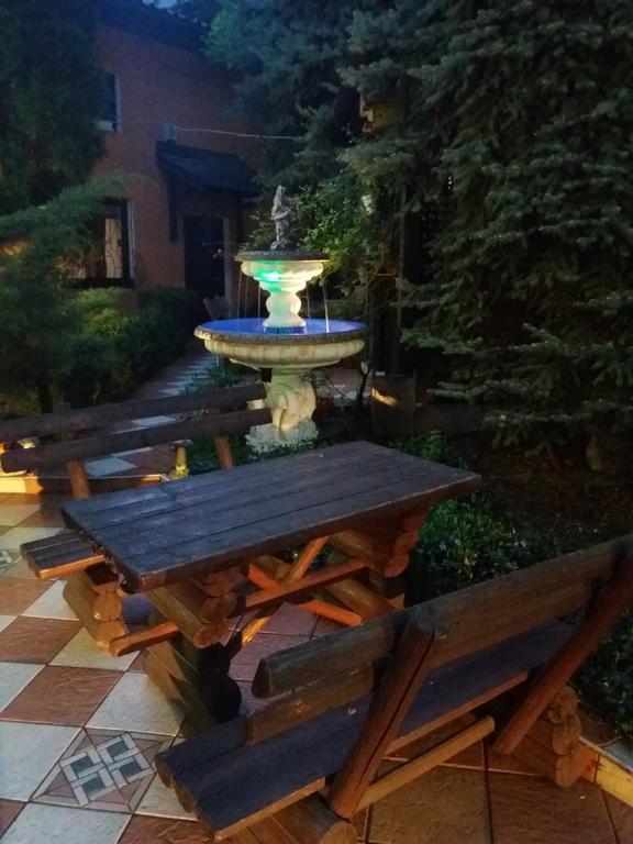 Hotel Mejdan Szarajevó Kültér fotó